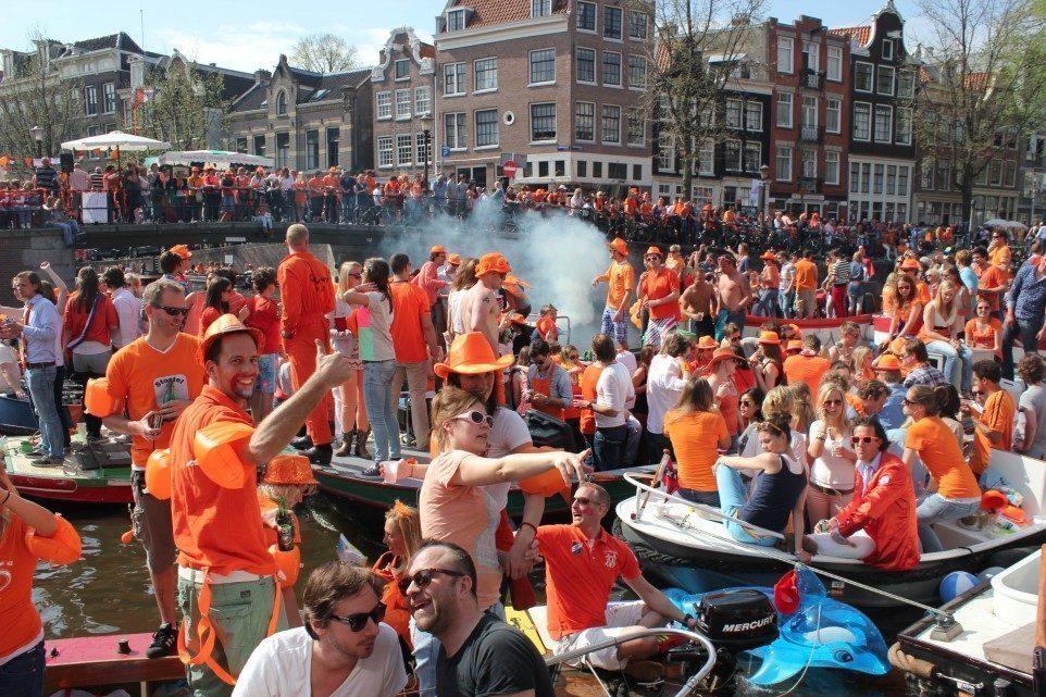 La prima Festa del Re ad Amsterdam Viaggi Low Cost